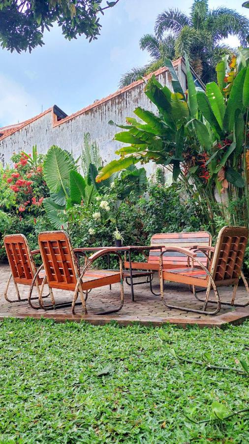Hostel Snooze Ijen Banyuwangi  Exterior foto