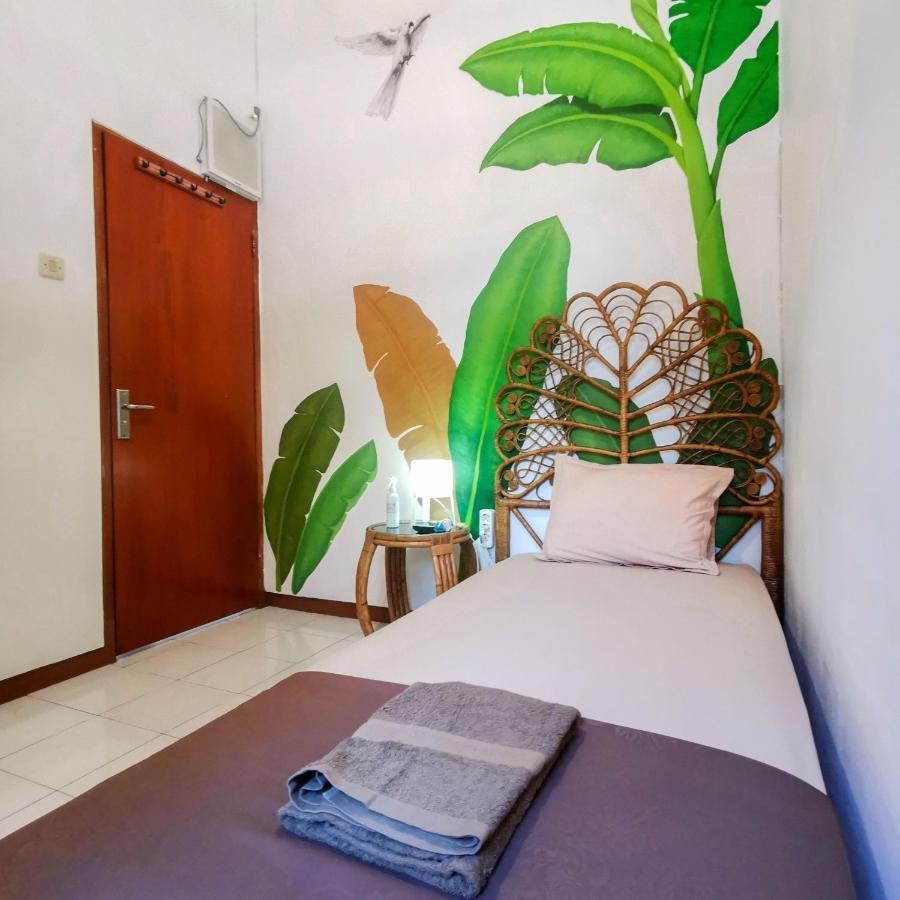 Hostel Snooze Ijen Banyuwangi  Exterior foto